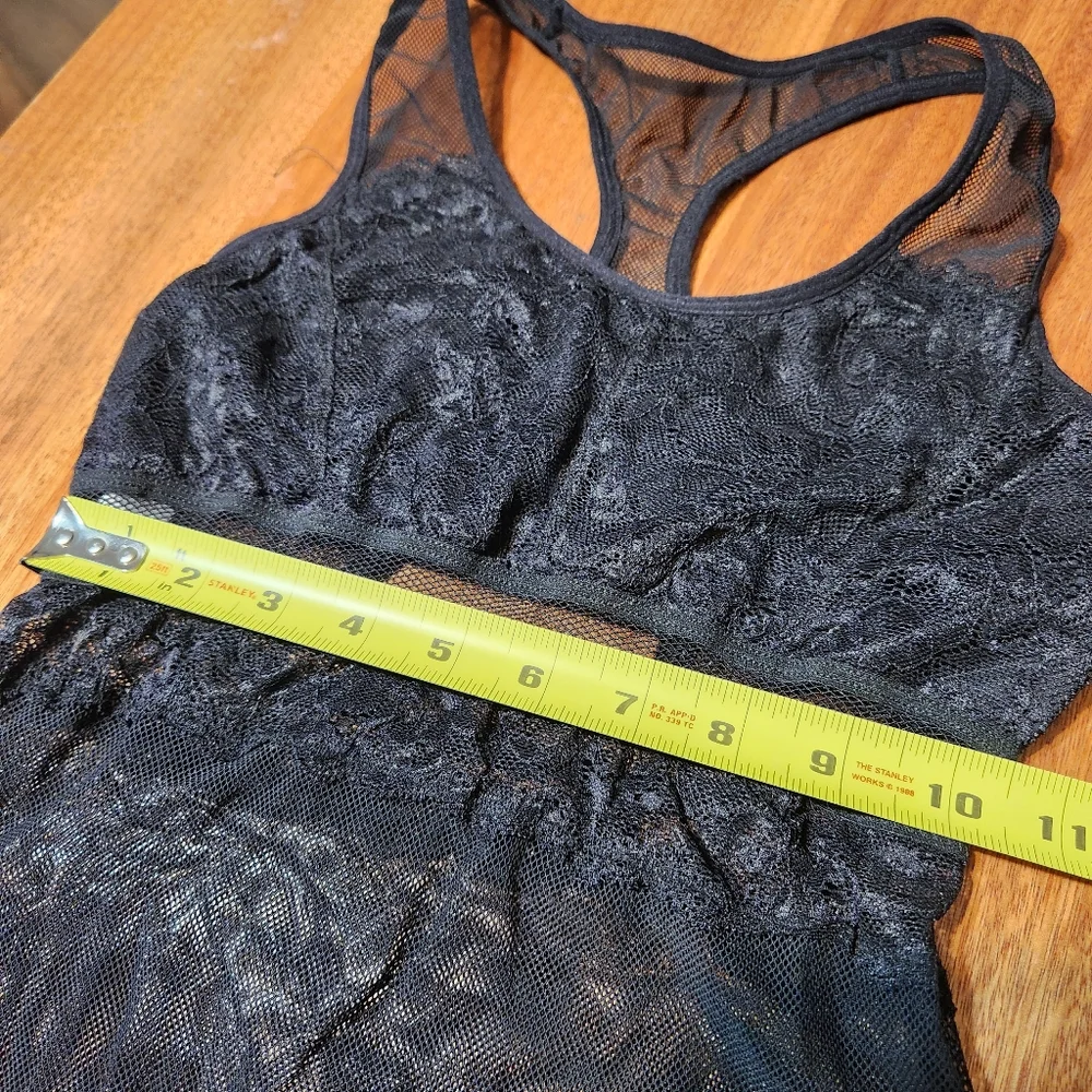 Elegant Black Lace Bodysuit Sz M - Picture 6 of 10